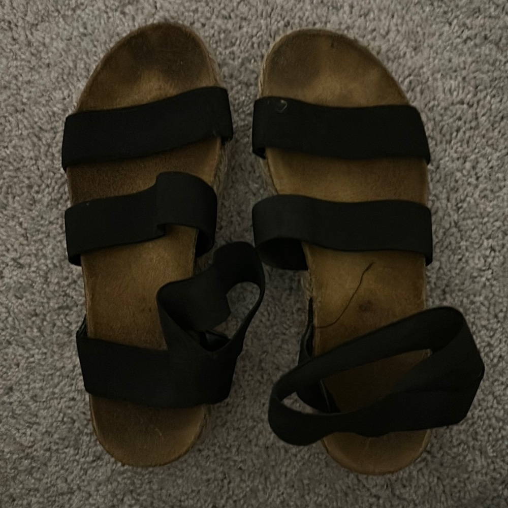 Steve Madden black Kimmie Sandals